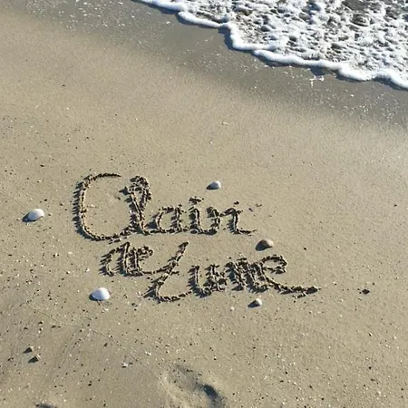 Clair De Lune Hotel *