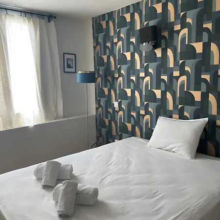 Hotel Clair De Lune *